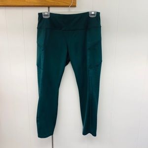Athleta Jade Green Calf Length Athletic Pant (EUC)